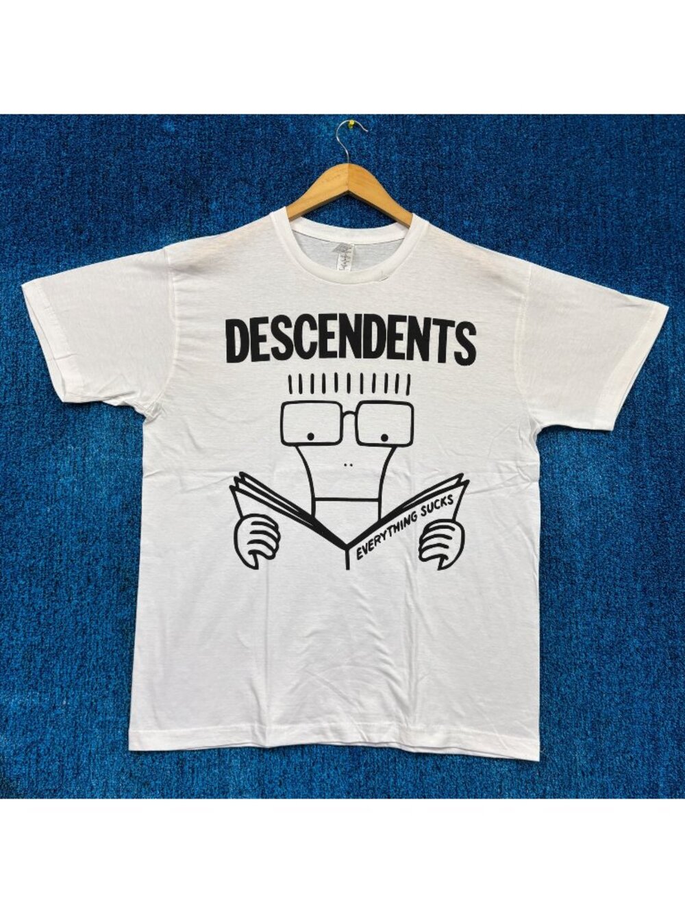 Descendents “Everything Sucks” Graphic T-Shirt Size Large